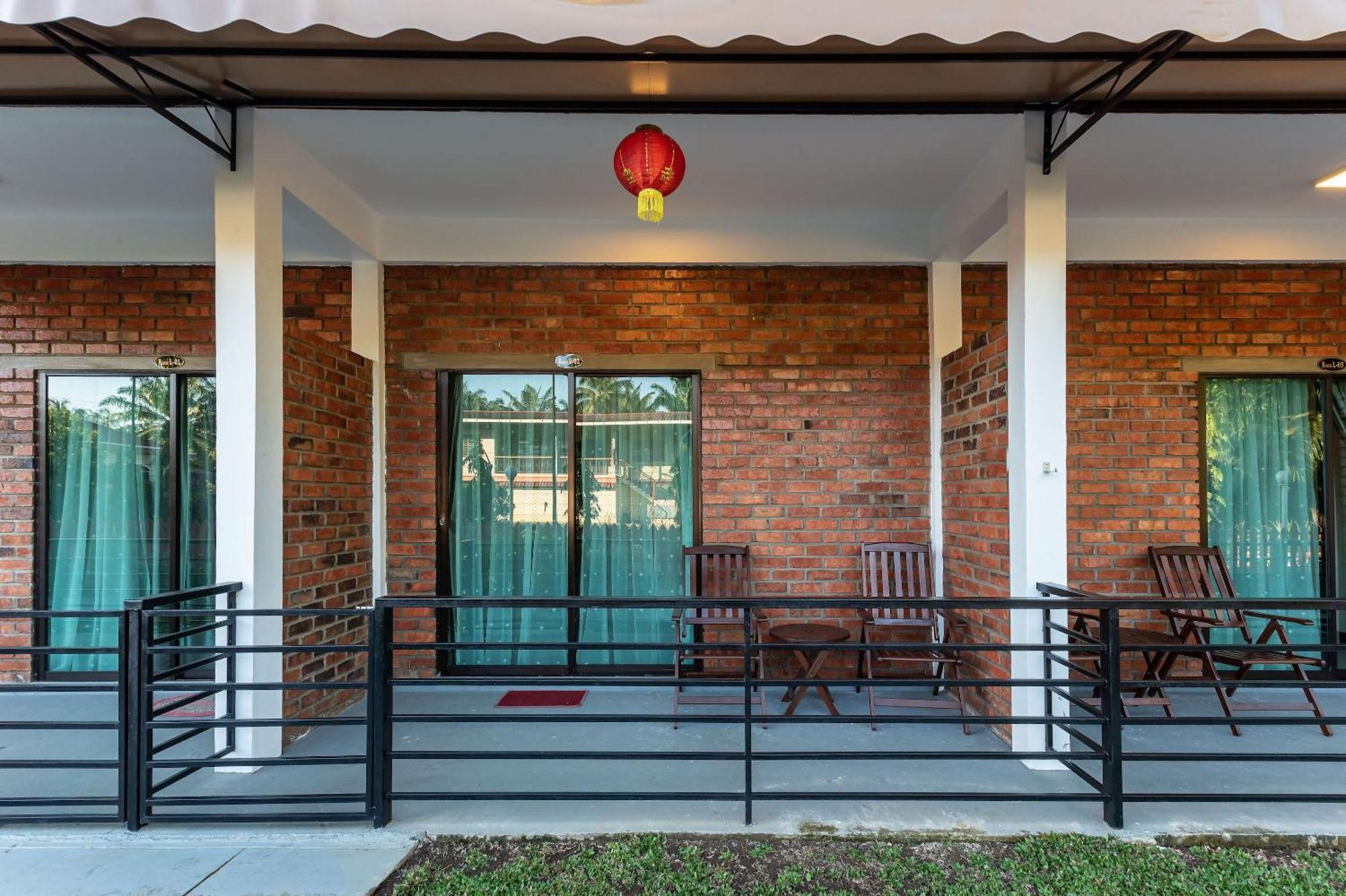 Oyo 90149 Pua Family Semporna Hotel Exterior foto